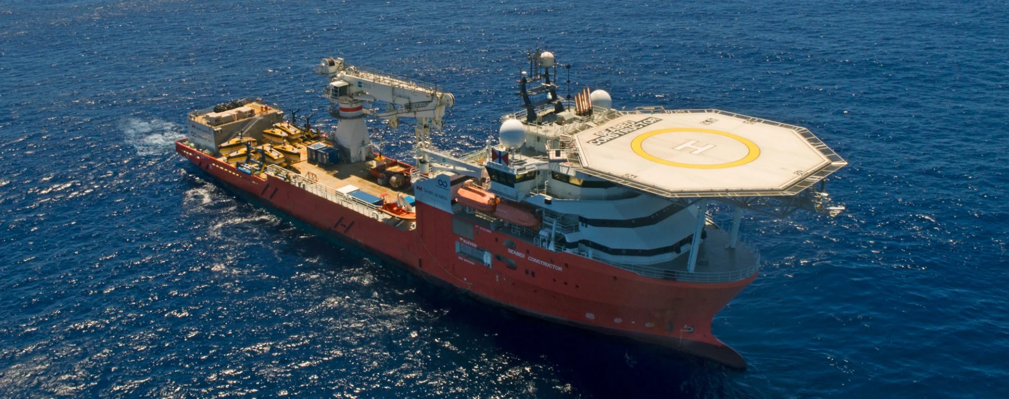 Barco de Ocean Infinity en el océano